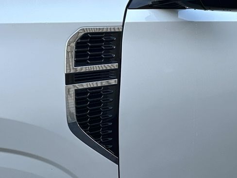 New 2026 Nissan Armada SV image 12