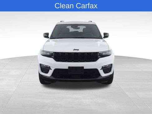 Used 2025 Jeep Grand Cherokee Altitude AWD/4WD image 5
