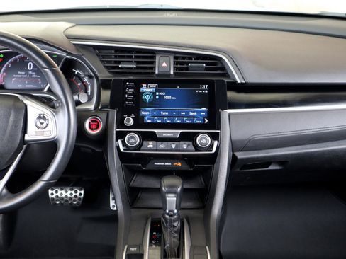 Used 2020 Honda Civic Sport image 17