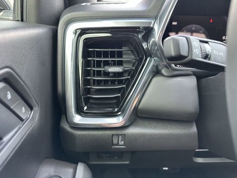 New 2026 GMC Canyon Elevation w/ Convenience Package image 27