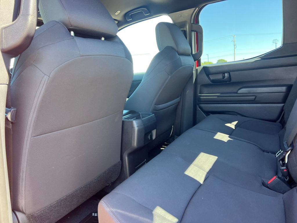 Used 2025 Toyota Tacoma SR5 AWD/4WD image 35
