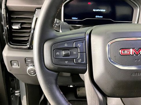 Used 2025 GMC Sierra 1500 AT4 w/ AT4 Premium Package image 12