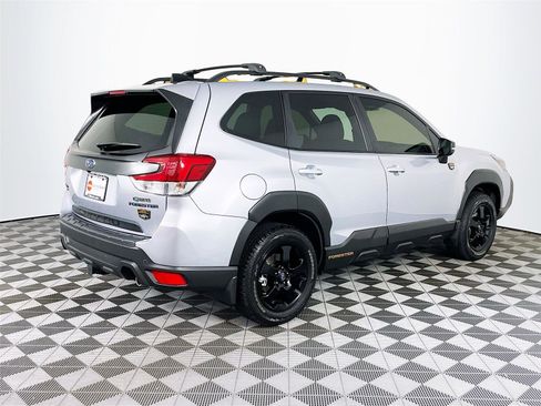 Used 2025 Subaru Forester Wilderness w/ Convenience Package image 9