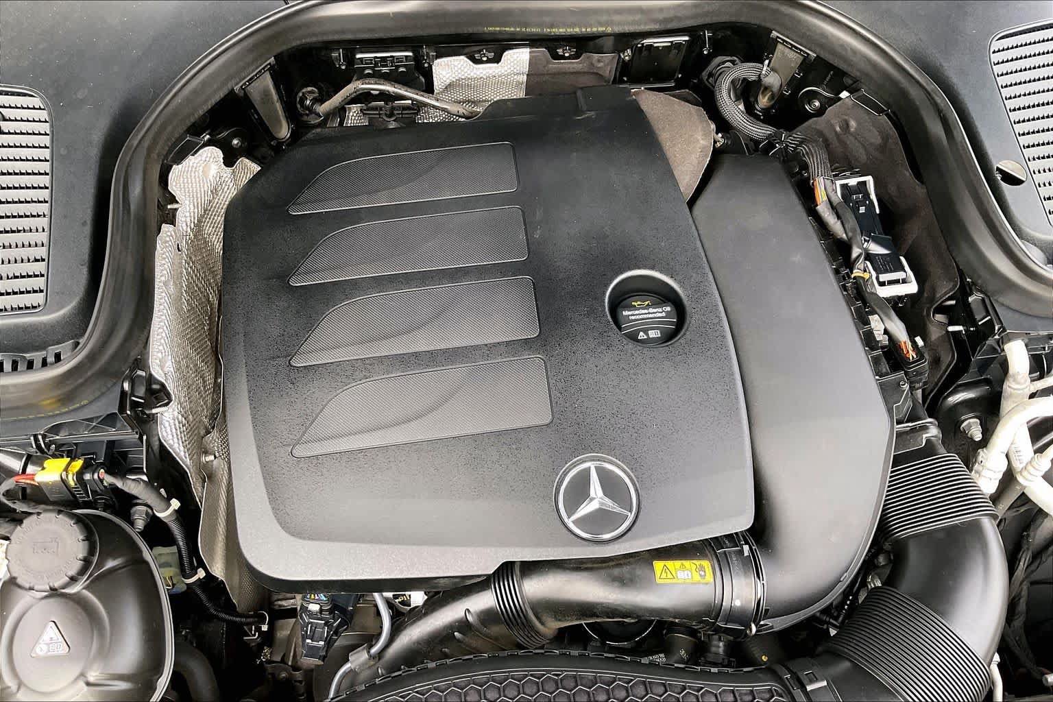 Used 2020 Mercedes-Benz GLC 300 4MATIC Coupe image 30