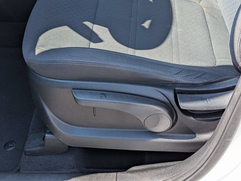 Used 2020 Kia Sorento L FWD image 15