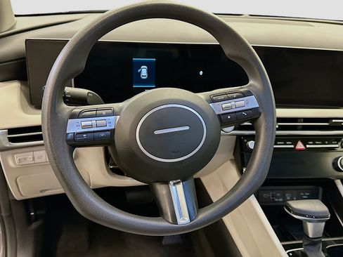 Used 2025 Hyundai Tucson SEL image 18