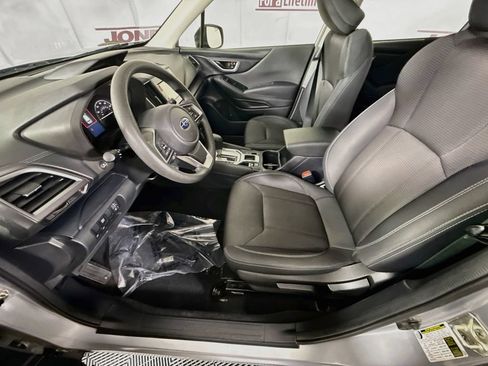 Used 2021 Subaru Forester AWD/4WD image 23