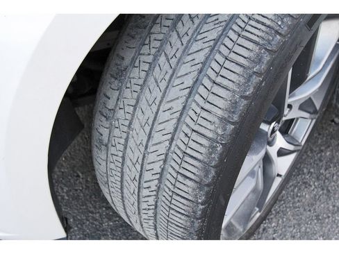 Used 2017 Ford Mustang GT Premium w/ Equipment Group 401A RWD image 32