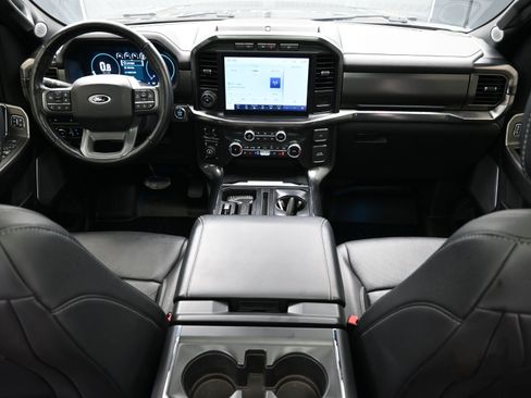 Used 2022 Ford F150 Lariat w/ Equipment Group 502A High image 13