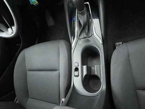 Used 2024 Toyota Corolla LE FWD image 19