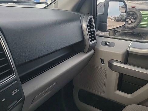 Used 2017 Ford F150 XLT w/ Equipment Group 302A Luxury image 54