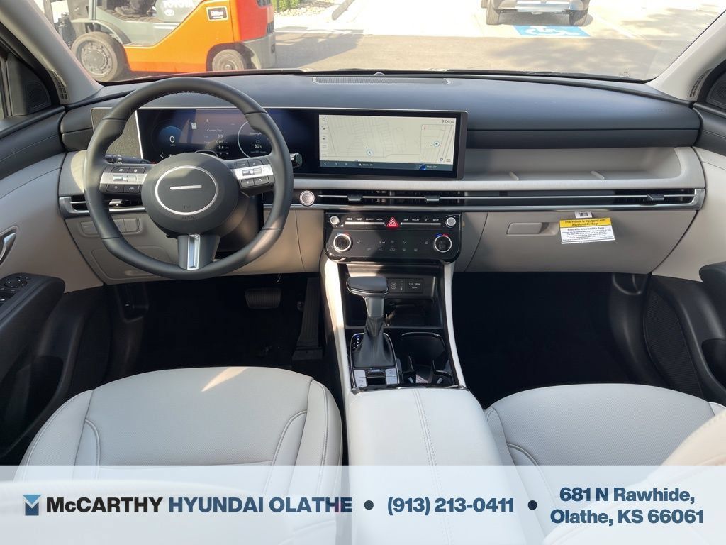 Used 2026 Hyundai Tucson SEL FWD image 3
