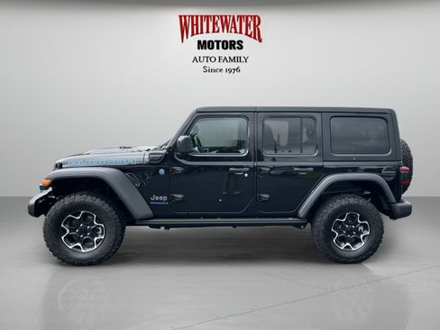 Used 2023 Jeep Wrangler Unlimited Rubicon 4xe w/ Cold Weather Group AWD/4WD image 2