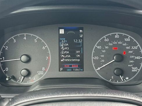 Used 2025 Toyota Corolla LE image 21