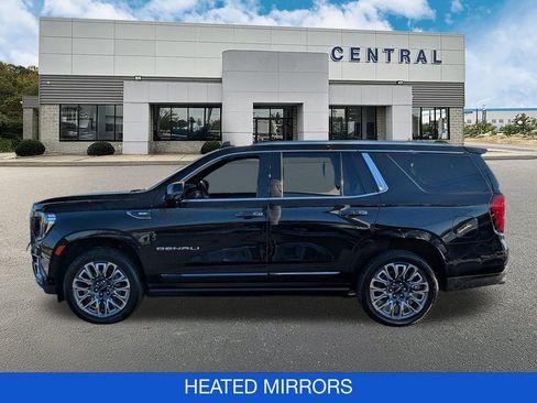 Used 2023 GMC Yukon Denali Ultimate image 5