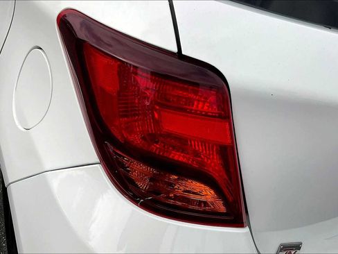 Used 2015 Toyota Yaris L FWD image 26
