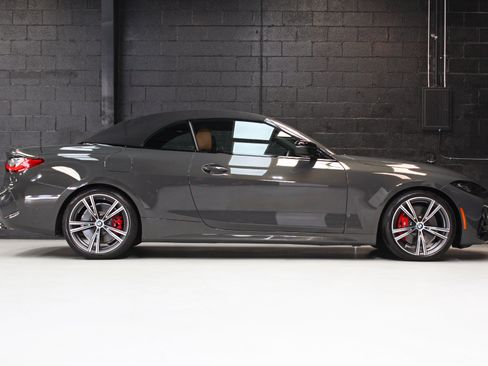 Used 2024 BMW M440i Convertible w/ Premium Package RWD image 27