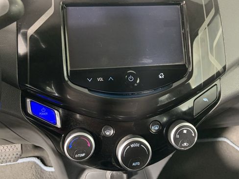 Used 2016 Chevrolet Spark LT image 12