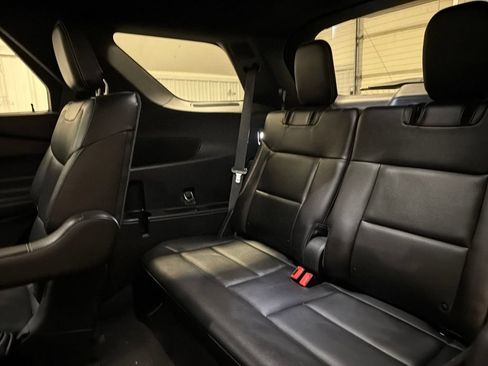 Used 2020 Ford Explorer ST w/ Premium Technology Package AWD/4WD image 40
