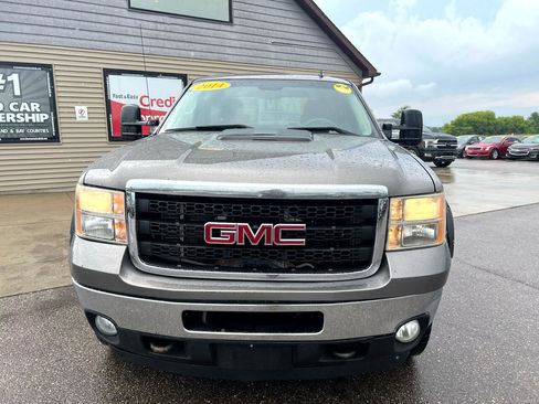 Used 2014 GMC Sierra 3500 SLT image 2