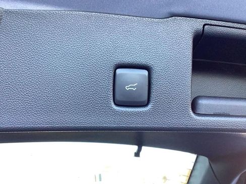 New 2024 Ford Escape PHEV w/ PHEV Premium Package image 20