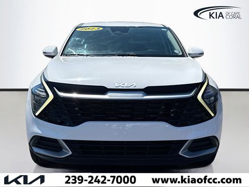 Used 2023 Kia Sportage EX image 8