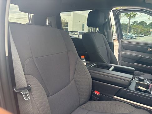 Used 2022 Toyota Tundra SR5 image 36