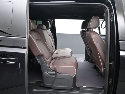 New 2025 Volkswagen ID. Buzz Pro S image 14