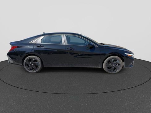 New 2026 Hyundai Elantra Sport image 9