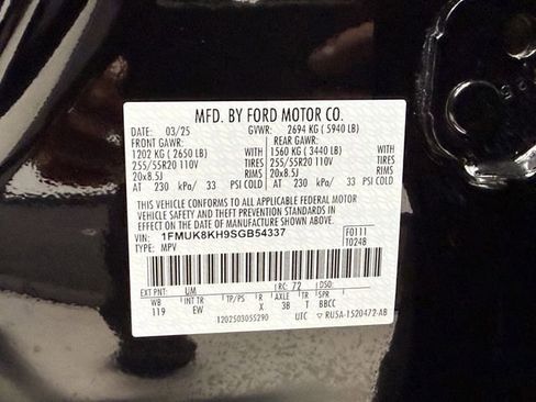 Used 2025 Ford Explorer ST-Line image 28