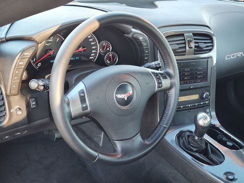 Used 2009 Chevrolet Corvette Convertible w/ Preferred Equipment Group image 21