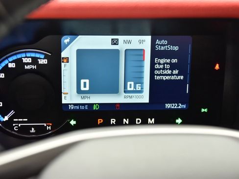 Used 2023 Ford Bronco Wildtrak AWD/4WD image 25