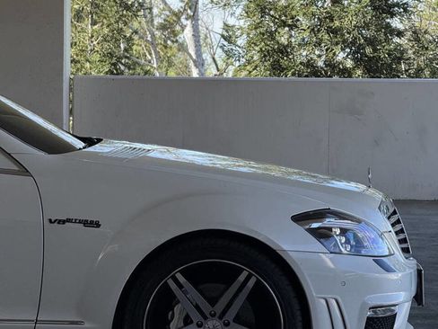Used 2010 Mercedes-Benz S 400 image 5