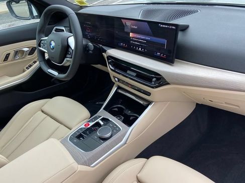 Used 2025 BMW 330i xDrive Sedan w/ Convenience Package AWD/4WD image 26
