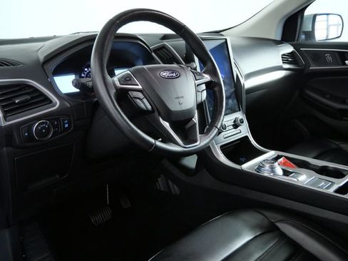 Certified 2023 Ford Edge SEL w/ Convenience Package AWD/4WD image 16