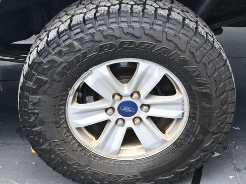 Used 2015 Ford F150 XLT w/ Snow Plow Prep Package image 12