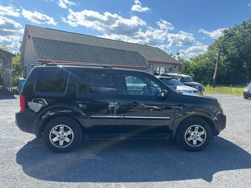 Used 2011 Honda Pilot Touring image 6