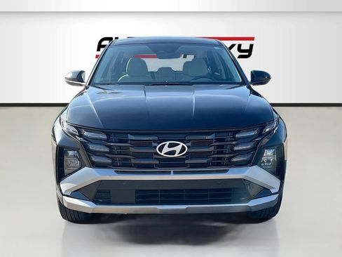 Used 2026 Hyundai Tucson SE AWD/4WD image 2