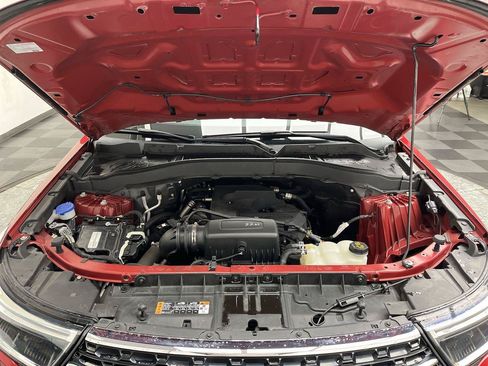 Certified 2020 Ford Explorer XLT w/ Equipment Group 202A AWD/4WD image 29