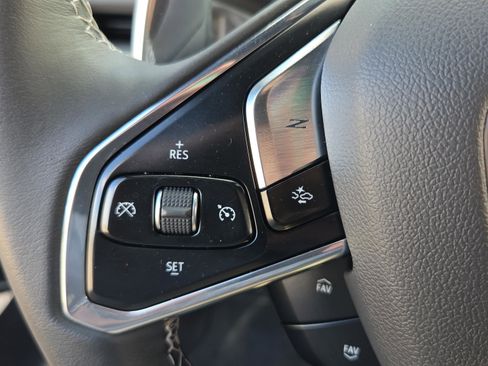 Used 2024 Chevrolet Corvette Stingray Coupe w/ Z51 Performance Package image 21