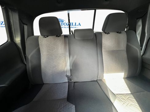 Used 2023 Toyota Tacoma 2WD Double Cab image 12