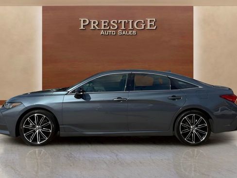 Used 2020 Toyota Avalon Touring w/ Advanced Safety Package image 19