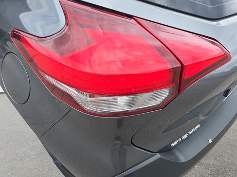 Used 2018 Nissan Kicks S FWD image 30
