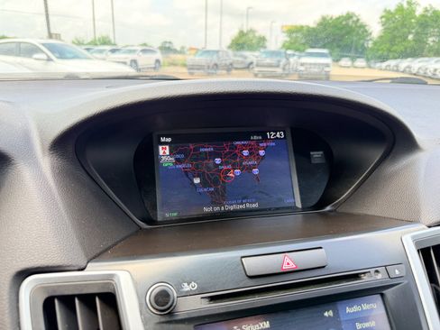Used 2018 Acura TLX V6 w/ Advance Package FWD image 17