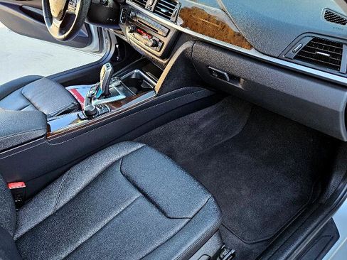 Used 2014 BMW 320i Sedan image 13