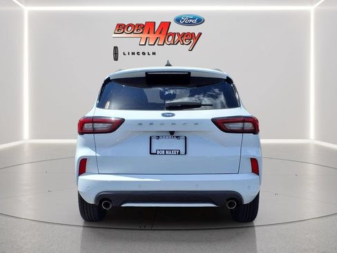 Certified 2023 Ford Escape ST-Line w/ Tech Pack #1 FWD image 6