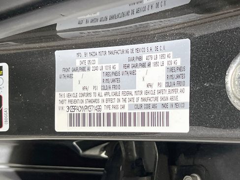 Used 2023 MAZDA MAZDA3 s FWD image 31