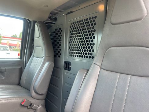 Used 2021 Chevrolet Express 2500 w/ Driver Convenience Package image 12