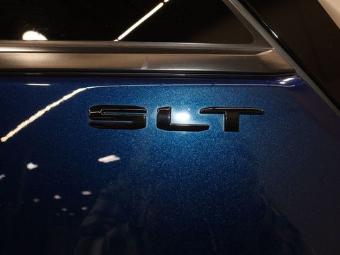 Certified 2022 GMC Terrain SLT w/ Elevation Edition image 34