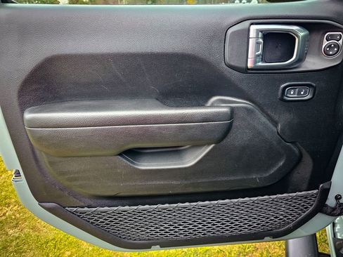 Certified 2023 Jeep Wrangler Sport S image 10